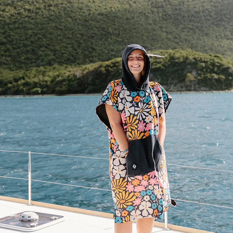 Changing Poncho: Hula Multi
