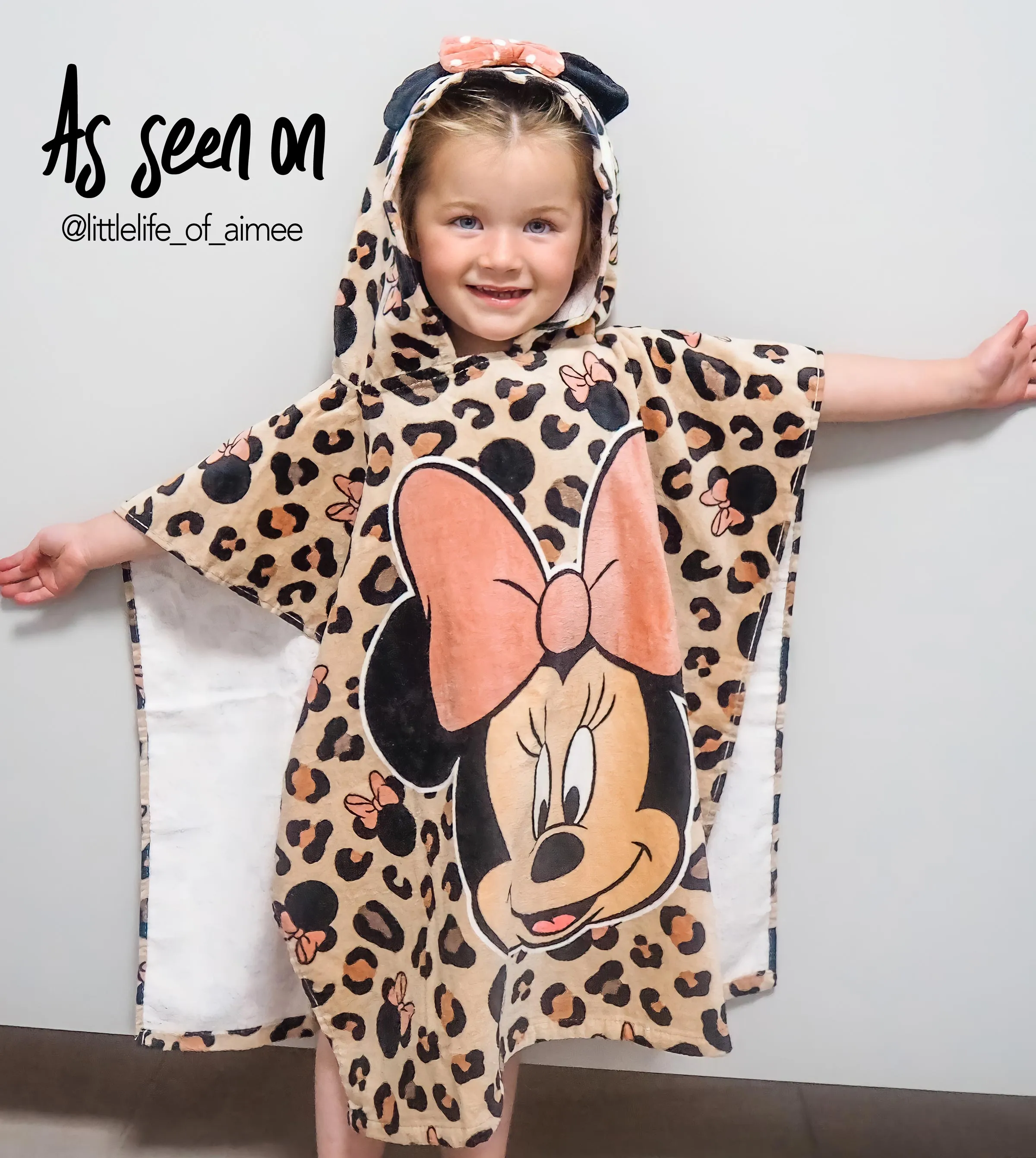 Disney Minnie Mouse Girl Swimsuit & Towel Poncho Set