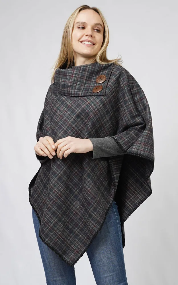 EPC10805 PLAID COCONUT BUTTON PONCHO
