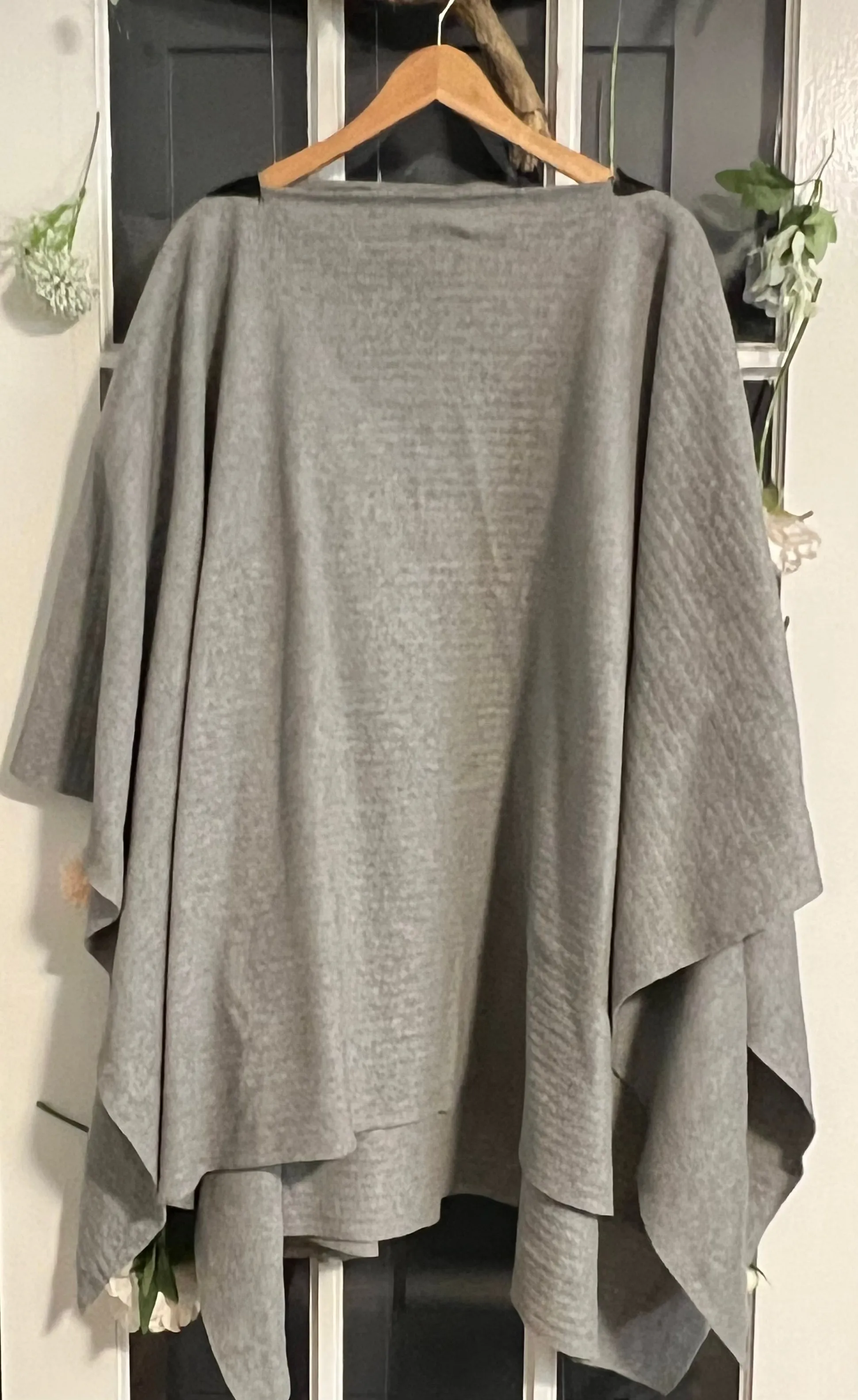 Grey Poncho O/S