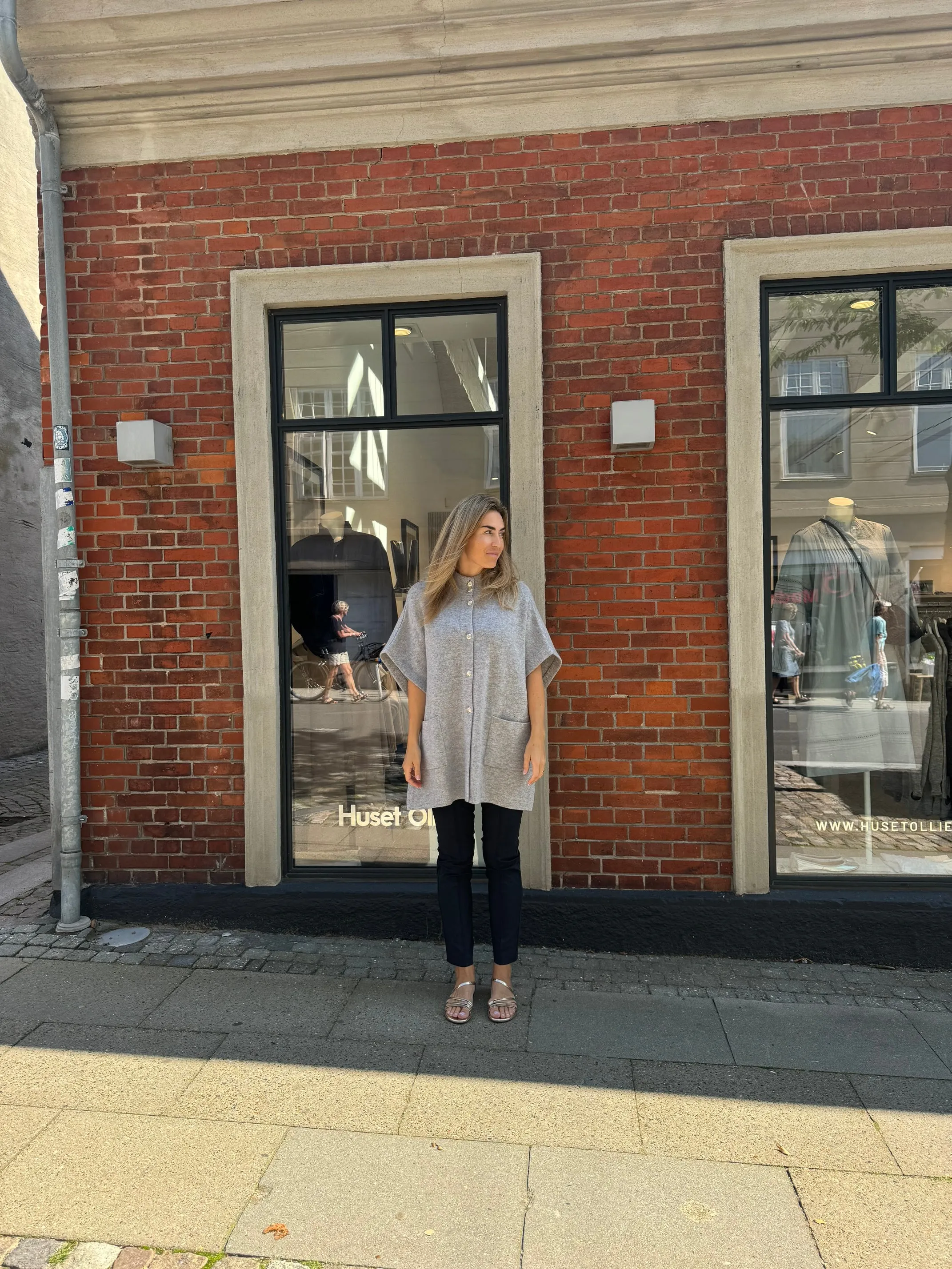 Hemisphere Poncho H-neck - Grey Melange