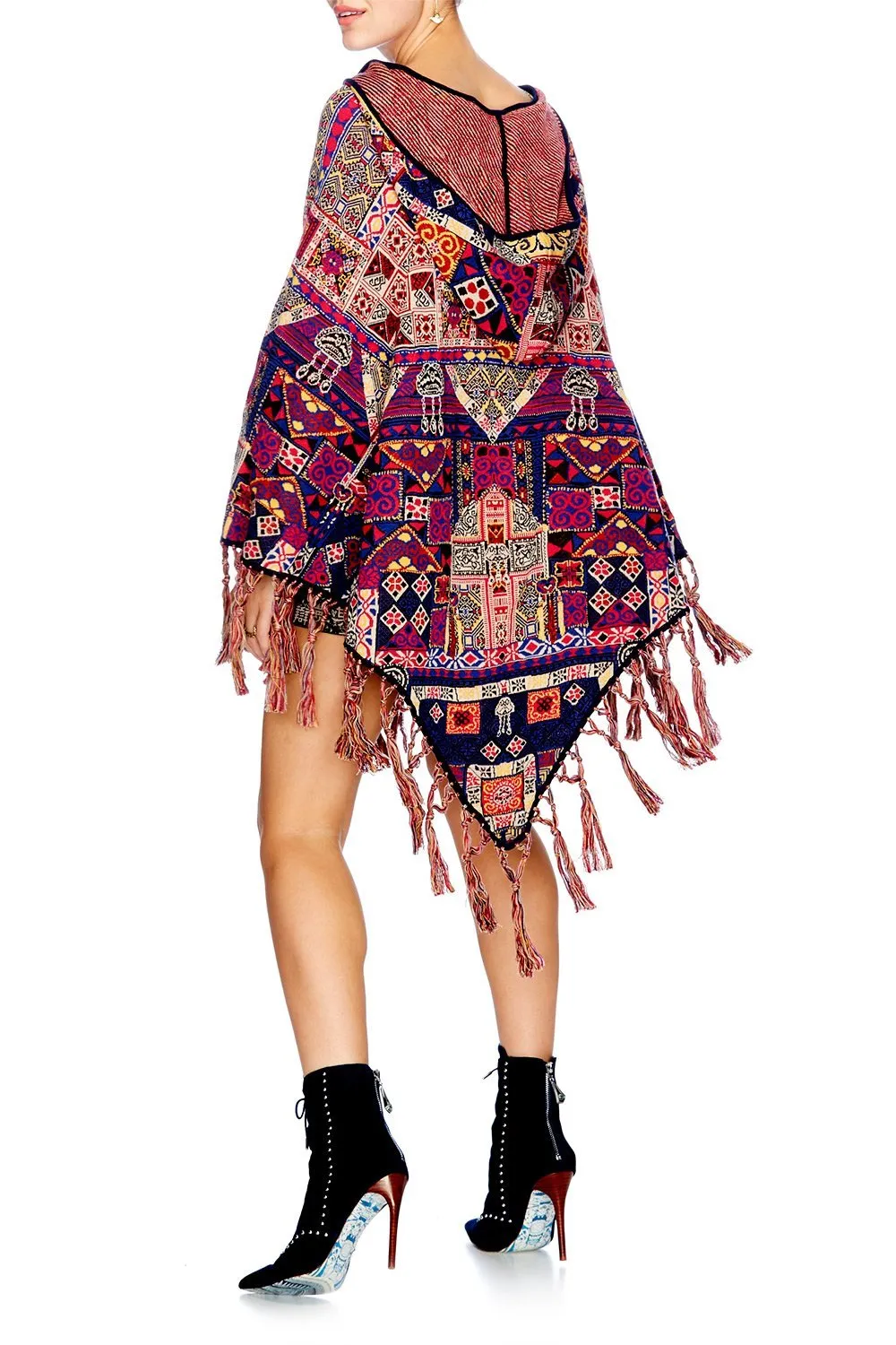 KNITTED PONCHO WITH HOOD PATCH ME UP