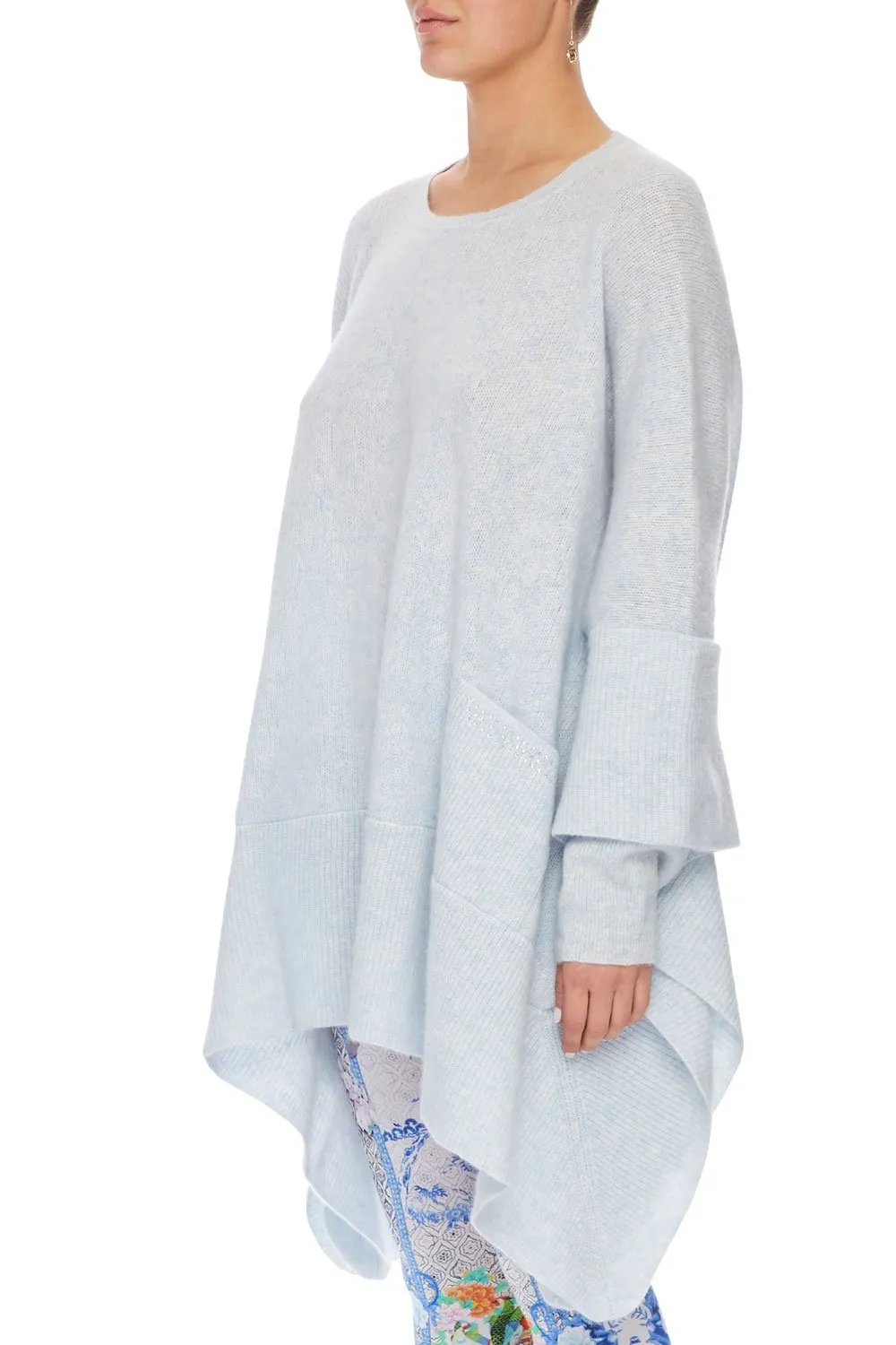 LUX PONCHO GEISHA GATEWAYS