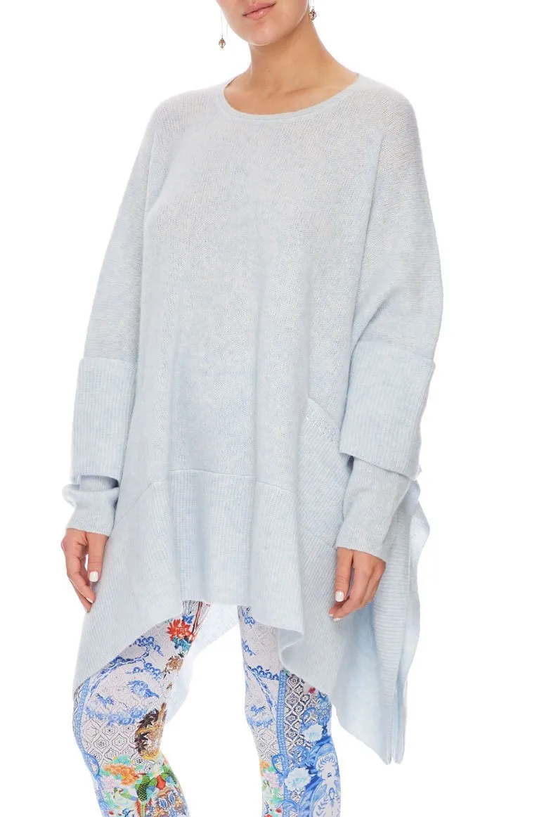 LUX PONCHO GEISHA GATEWAYS