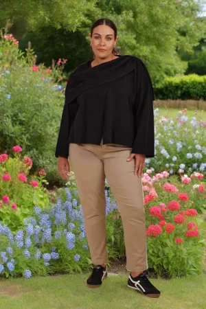 Selene Cape Black
