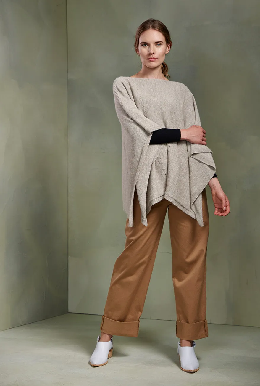 Tatiana Poncho Baby Alpaca Color Sabbia